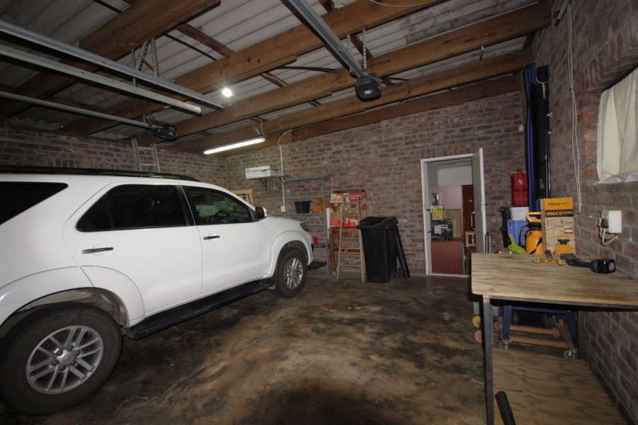 4 Bedroom Property for Sale in Noorsekloof Eastern Cape